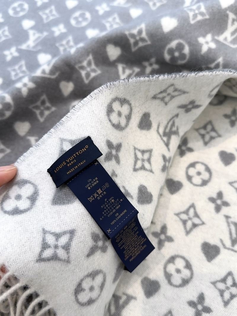 Louis Vuitton Scarf